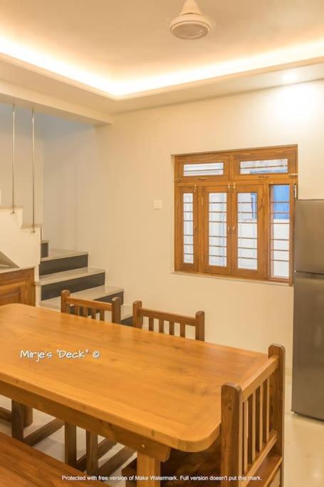 Mirje'S Deck - Homestay - Family Rooms Kolhapur Εξωτερικό φωτογραφία